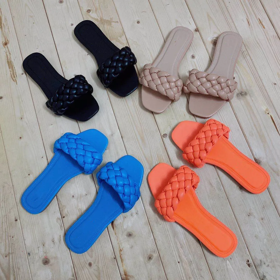 
Drop shipping Four-color sponge flat-heel ladies woven slippers 