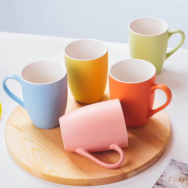 Бессвинцовая керамическая кружка с индивидуальным логотипом красочная