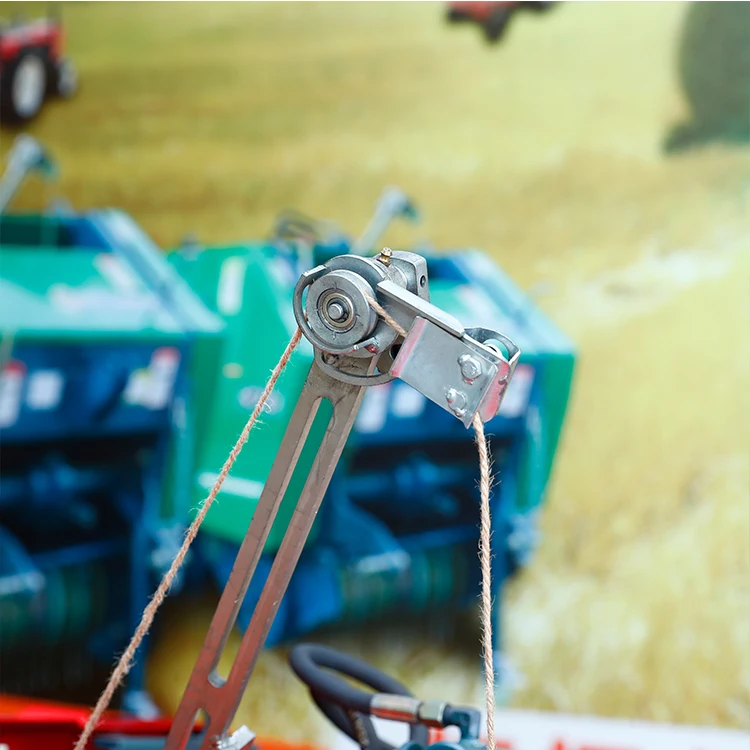 Automatic Hydraulic Round Baler Film Tractor Trailed Compact Round Hay Baler With Twine Wrap