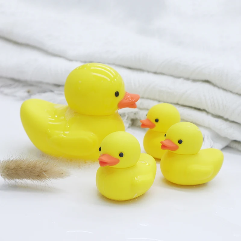 2024 Octember Latest new arrival silicone duck toys family soft rubber baby bath toys 4pcs duck in pack kids bath toy sets