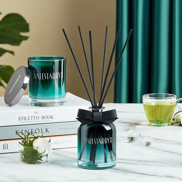 Luxury Design aroma and candle set glass bottles reed diffuser Christmas gift