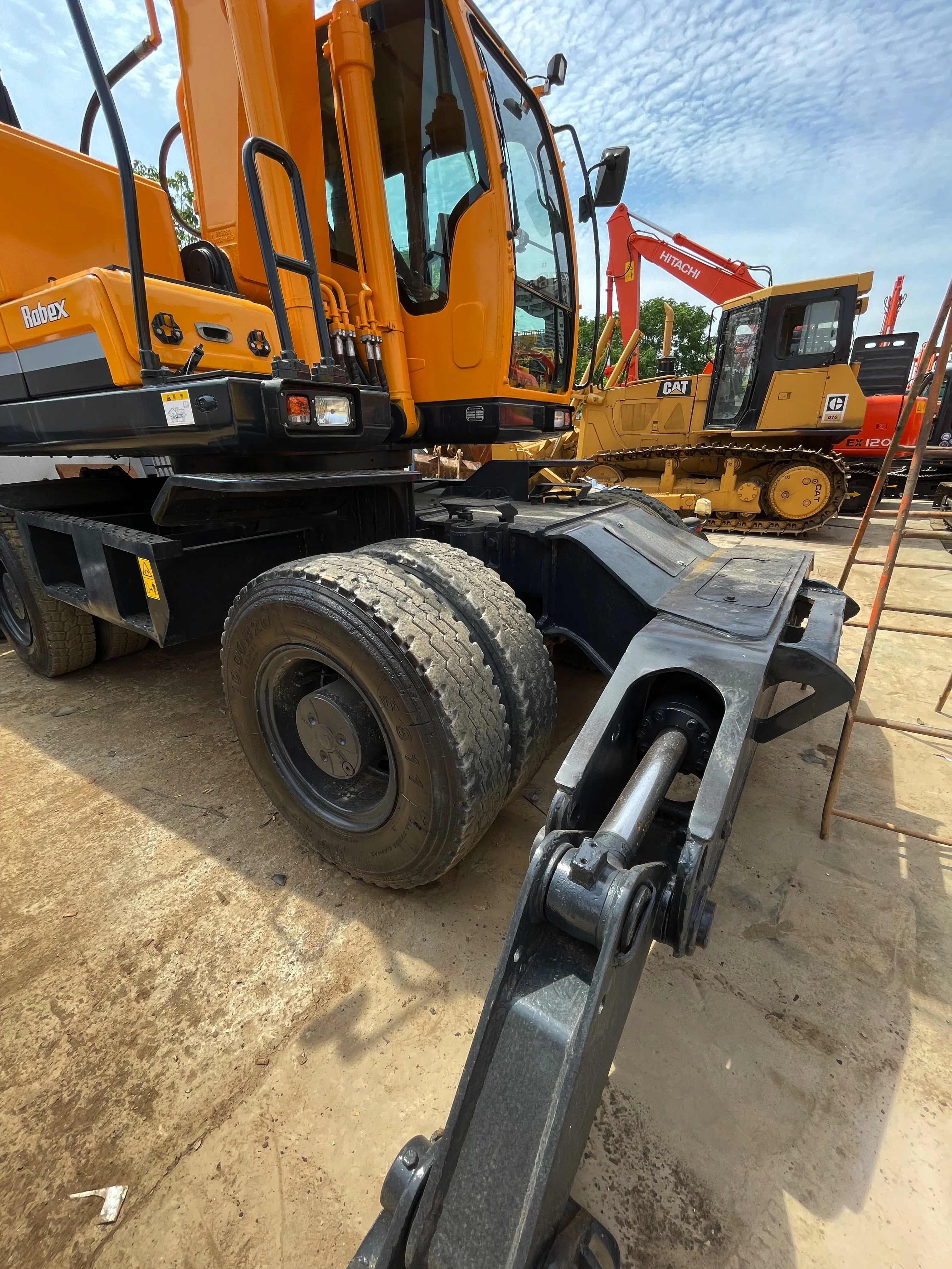 Used 2021 Wheel Excavator Hyundai 210 Used Hyundai Wheel Excavator Korea