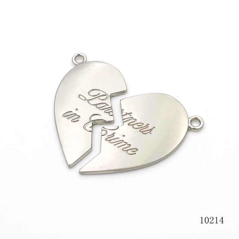 Brush nickel finish Custom engrave text Metal break heart tag key chain metal charms