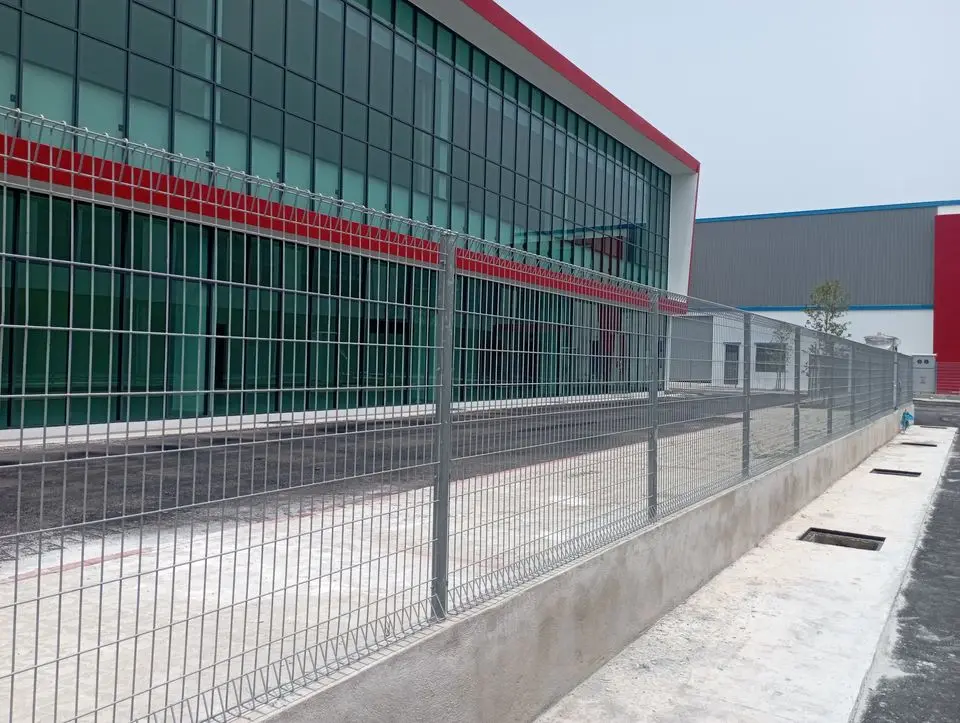 Building Material Balcony Fence BRC Welded Wire Mesh Fence for Garden Screen