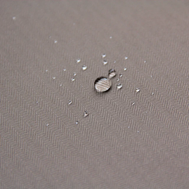 Полиэфирная тафта с белой полиуретановой тканью для пуховых курток