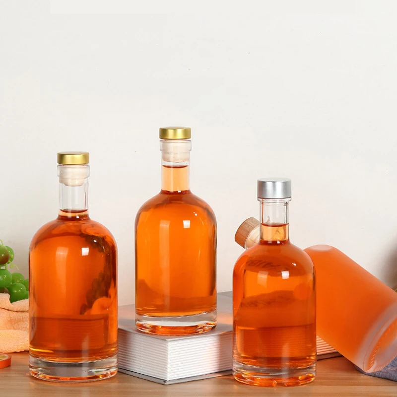Wholesale Pretty Mini Vodka Tequlia  Liquor Wine Glass Bottle  With Cork For Sale