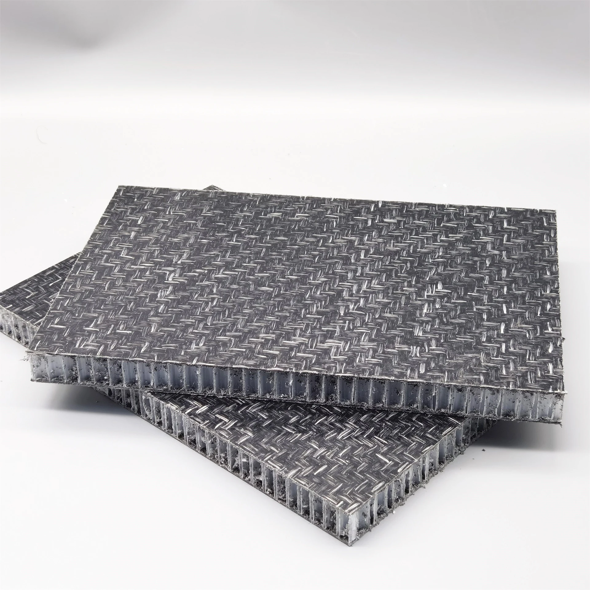 Durable and Capable PP Honeycomb Fiberglass Reinforced Panel for Roof Top Tent Mattresses