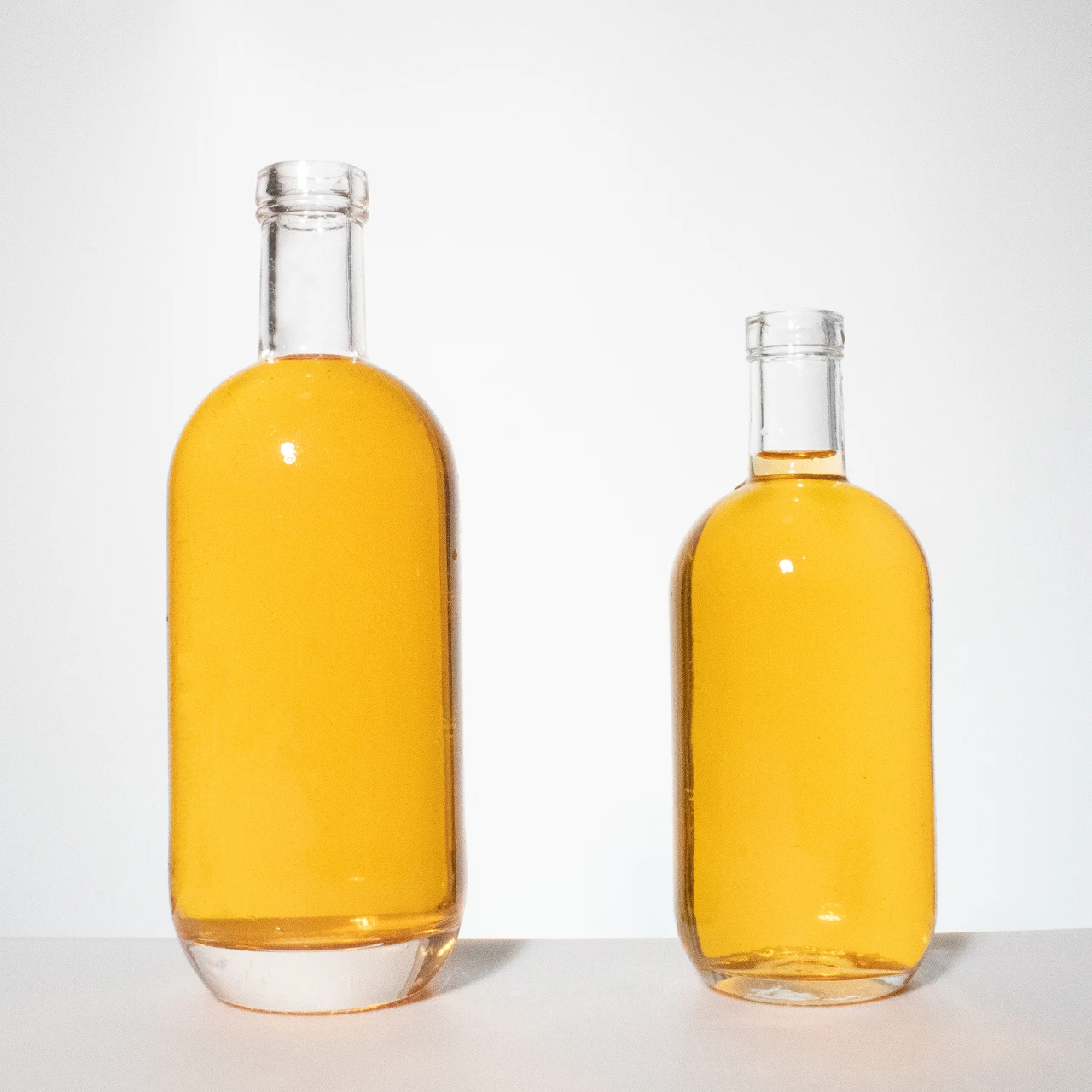 RSG 1 литр 75 cl круглая бутылка для водки в форме капли воды, стеклянная пробка для спирта, пустые бутылки для ликера для продажи, роскошная бутылка для бренди 750 мл