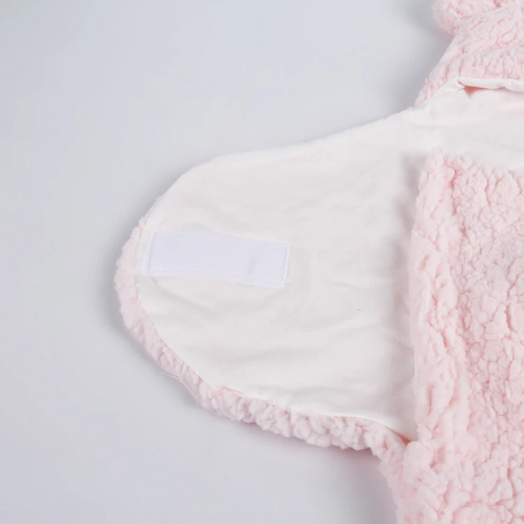 Super soft feel new design OEM service 100% polyester swaddle sherpa baby swaddle bear