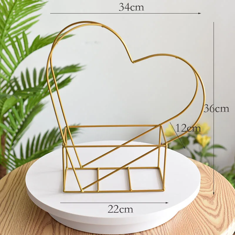 Factory Directly love heart shape hanging basket flower pot outdoor flower basket metal box flower basket