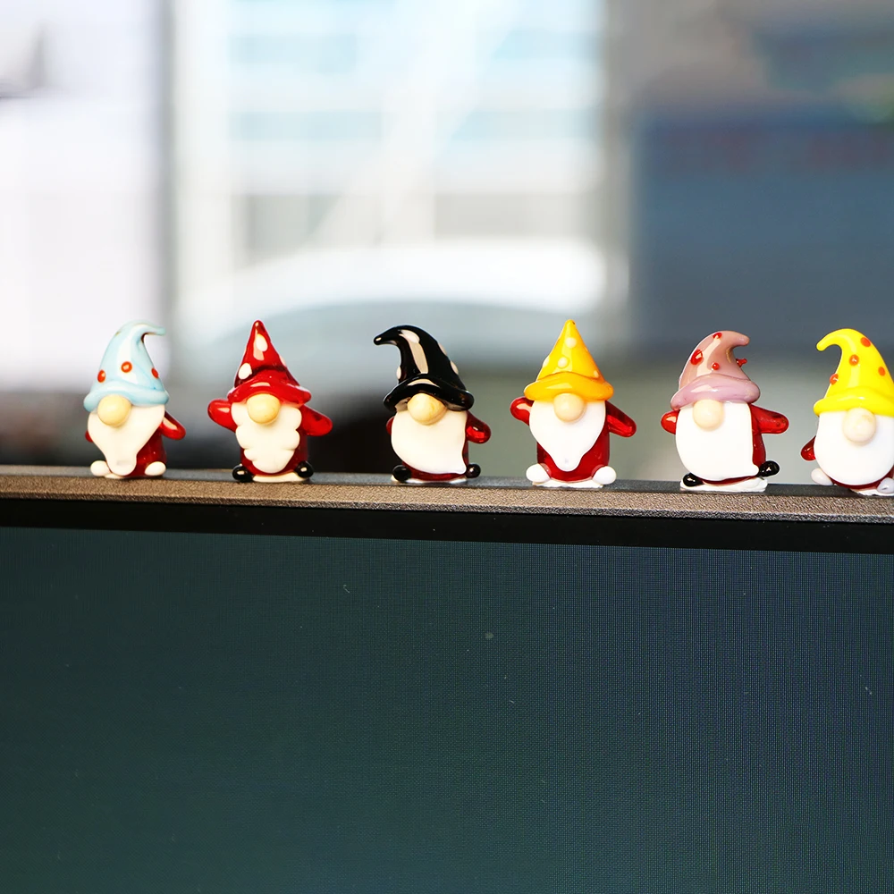 Handmade Christmas Ornaments Decoration Custom Murano Lampwork Glass Miniature Gnome Figurine