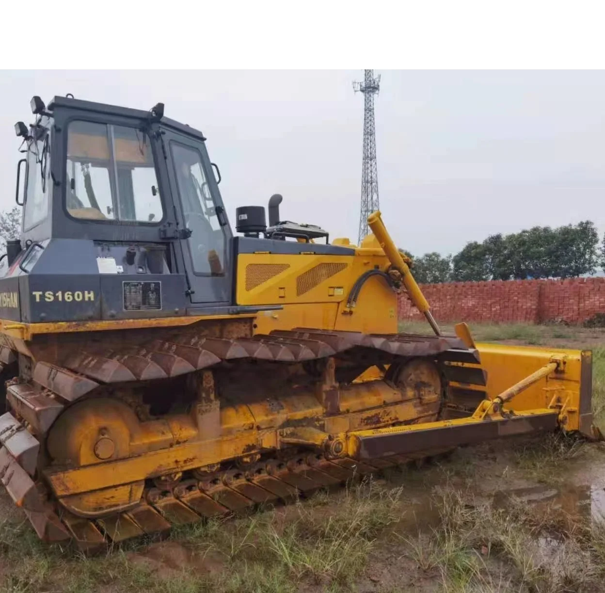 Бульдозеры Yishan TS160H опытные модели с отличной производительностью экономичные и ценная проверенная рынком
