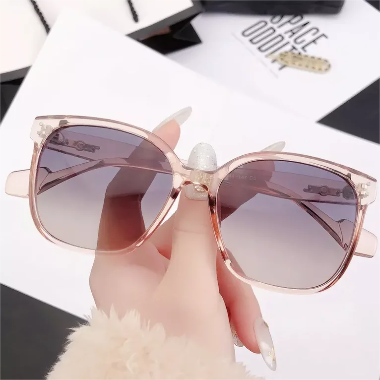 Fast Delivery Cheap Oversized Polarized Fashion Design Driving Sunglasses for Women