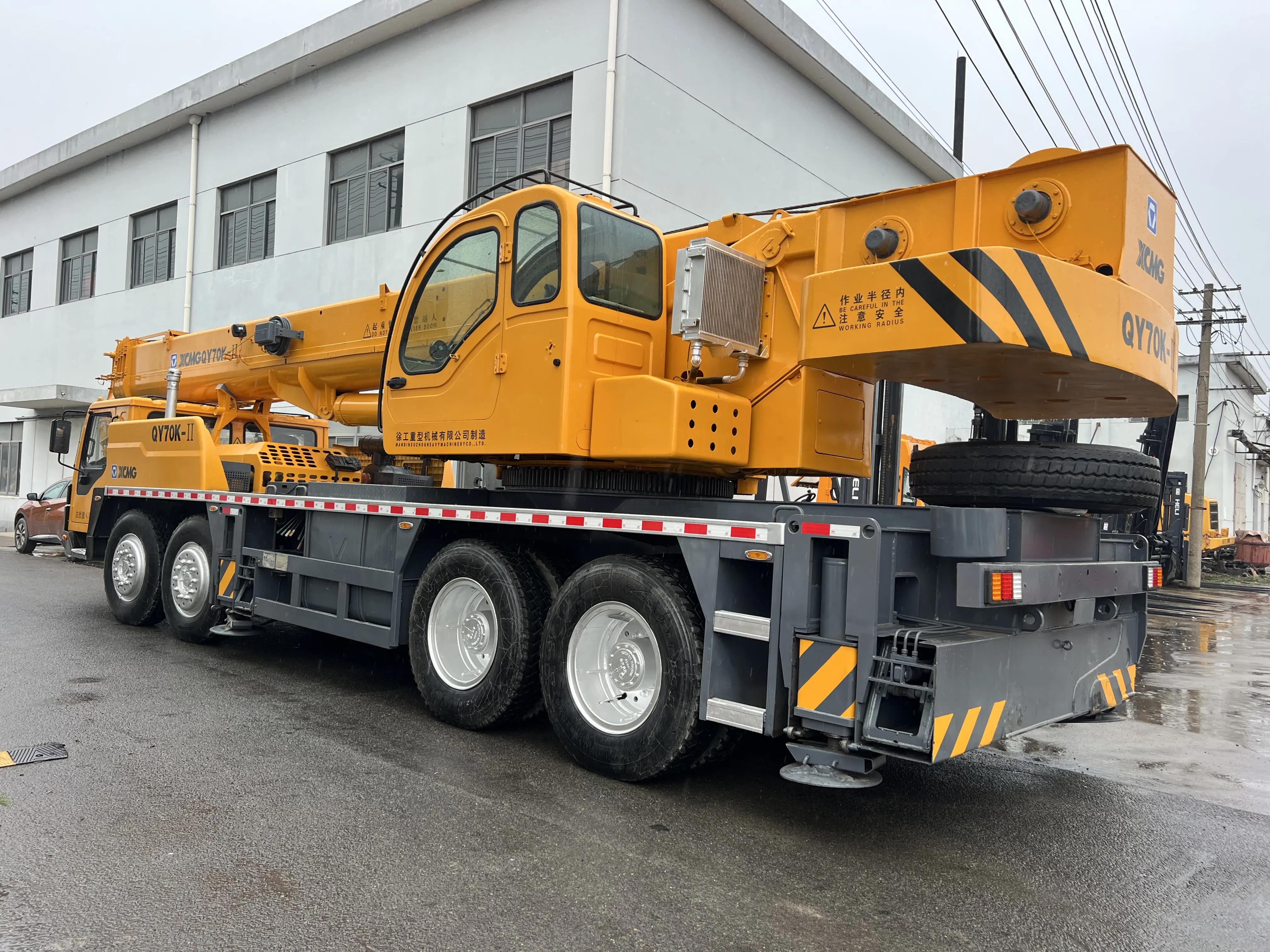 Domestic used 70 tons car crane, 90% new, spot supply, professional foreign trade export service, welcome to buy