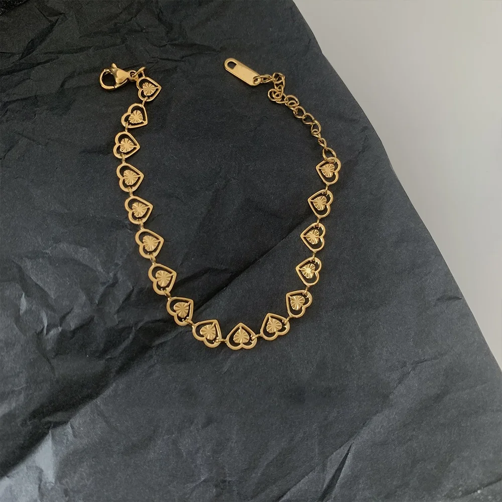 Summer Stainless Steel Linked Hollow Love Heart Necklace 18K Gold Plated Colorful Enamel Choker Necklace Women Vintage Jewelry