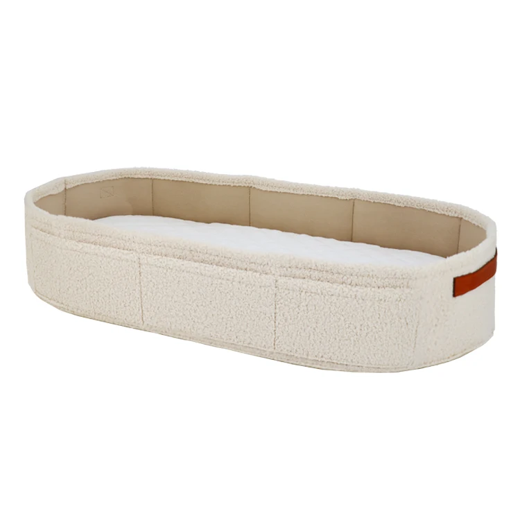 China wholesale factory price foldable teddy fleece Baby Changing moses basket  products set with pad for newborn basket gift