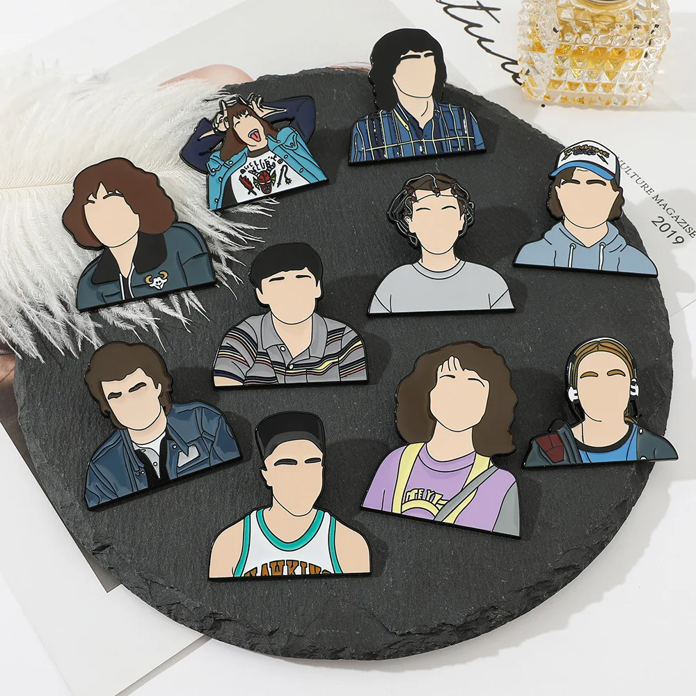 Strange things TV series brooches Hellfire club members characters badge pins