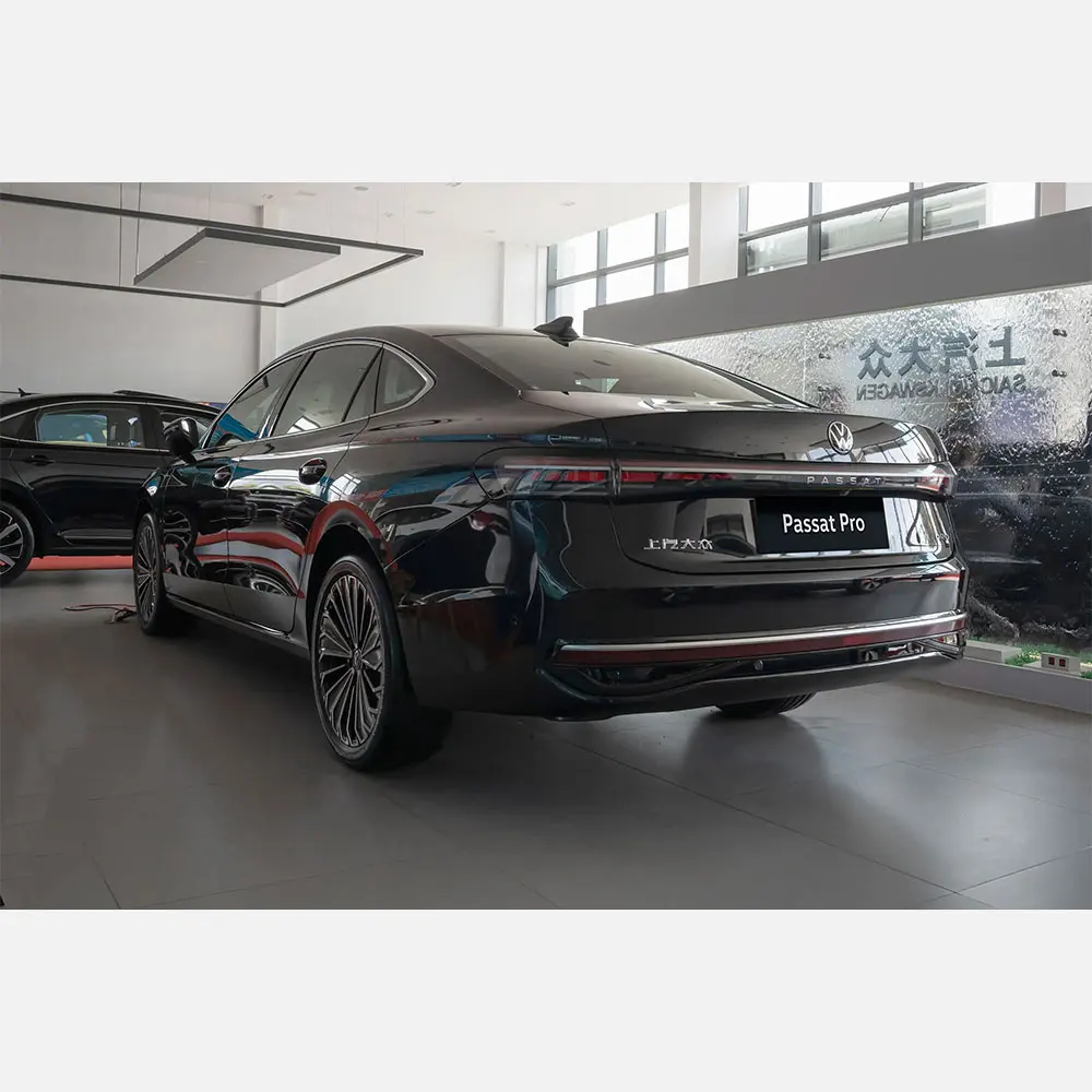 Hot Sale VW Volkswagen Passat 2025 380TSI New Cars 95# Fuel Starry Sky Luxury Sedan Petrol Vehicle Used Cars for Sale