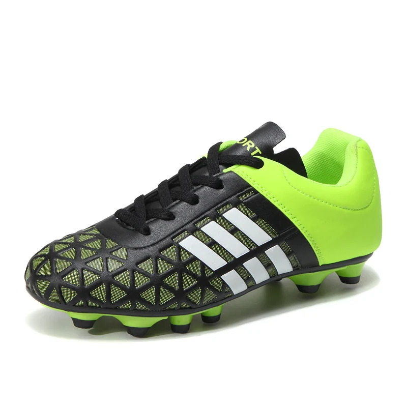 
The factory makes customized 2020 new boys training shoes, AG broken nails, breathable artificial grass football shoes 