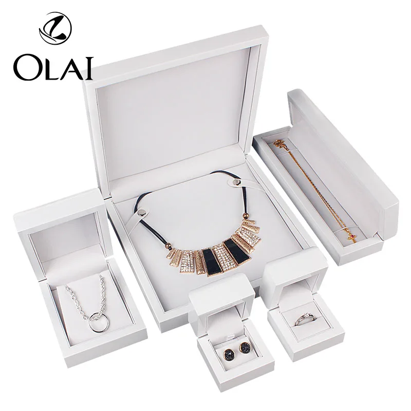 Custom Wholesale white Velvet Fabric Jewellery Box Necklace Bangle Bracelet Ring Set Wooden Jewelry Packaging
