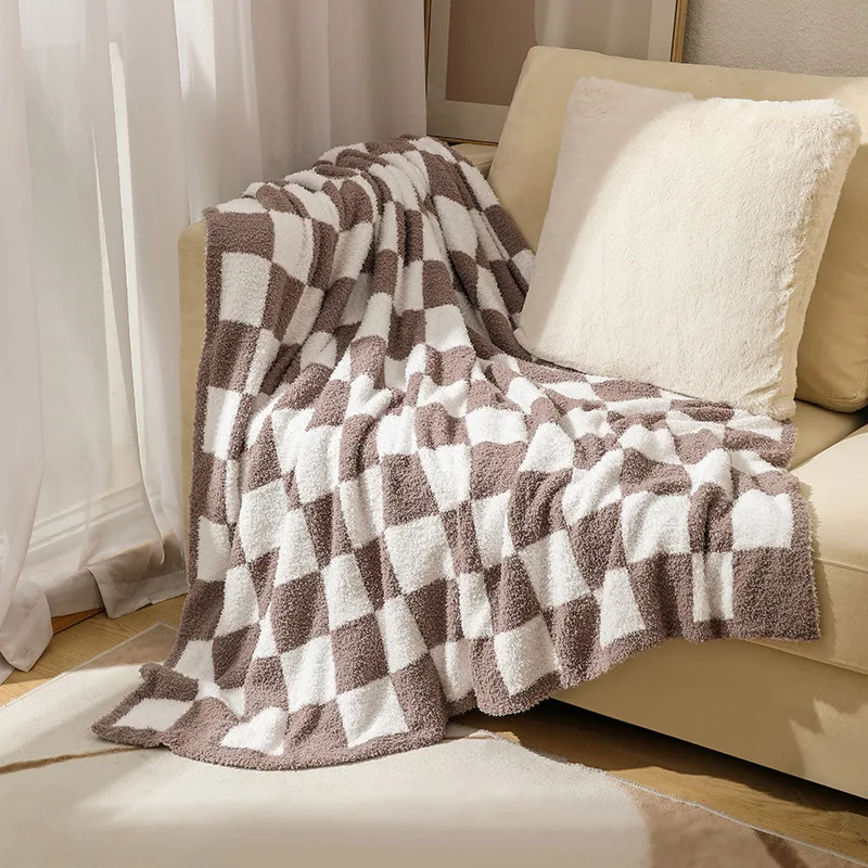 Wholesale New Hot-selling Microfiber United Fashion Checkered 100% Polyester Knitted Throw Blanket for Autumn Winter