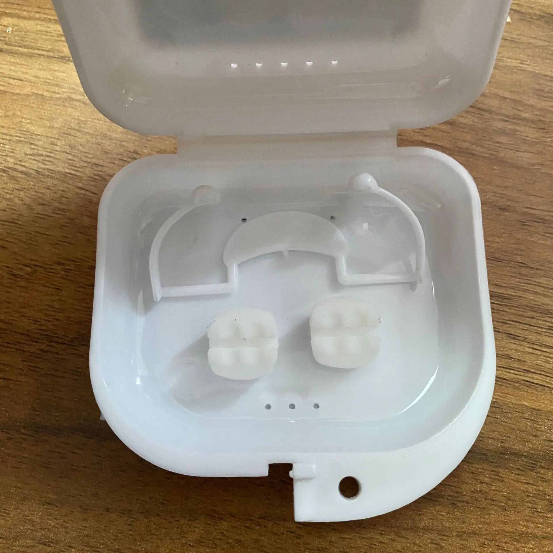 Retractable Vampire Teeth Realistic Horrifying Halloween Vampire Fangs Reusable Retractable Vampire Fangs