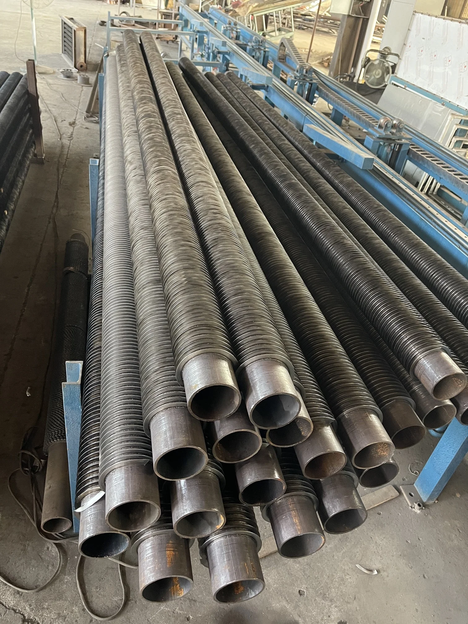 Hot Selling High Frequency Welded Steel Seamless Finned Tubes Heating Pipes For Radiators Drying