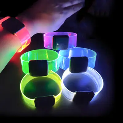 Flashing Light Up Bracelets Cosmic Neon Multicolor LED and Magnetic Clasp Magnetic light-emitting bracelet