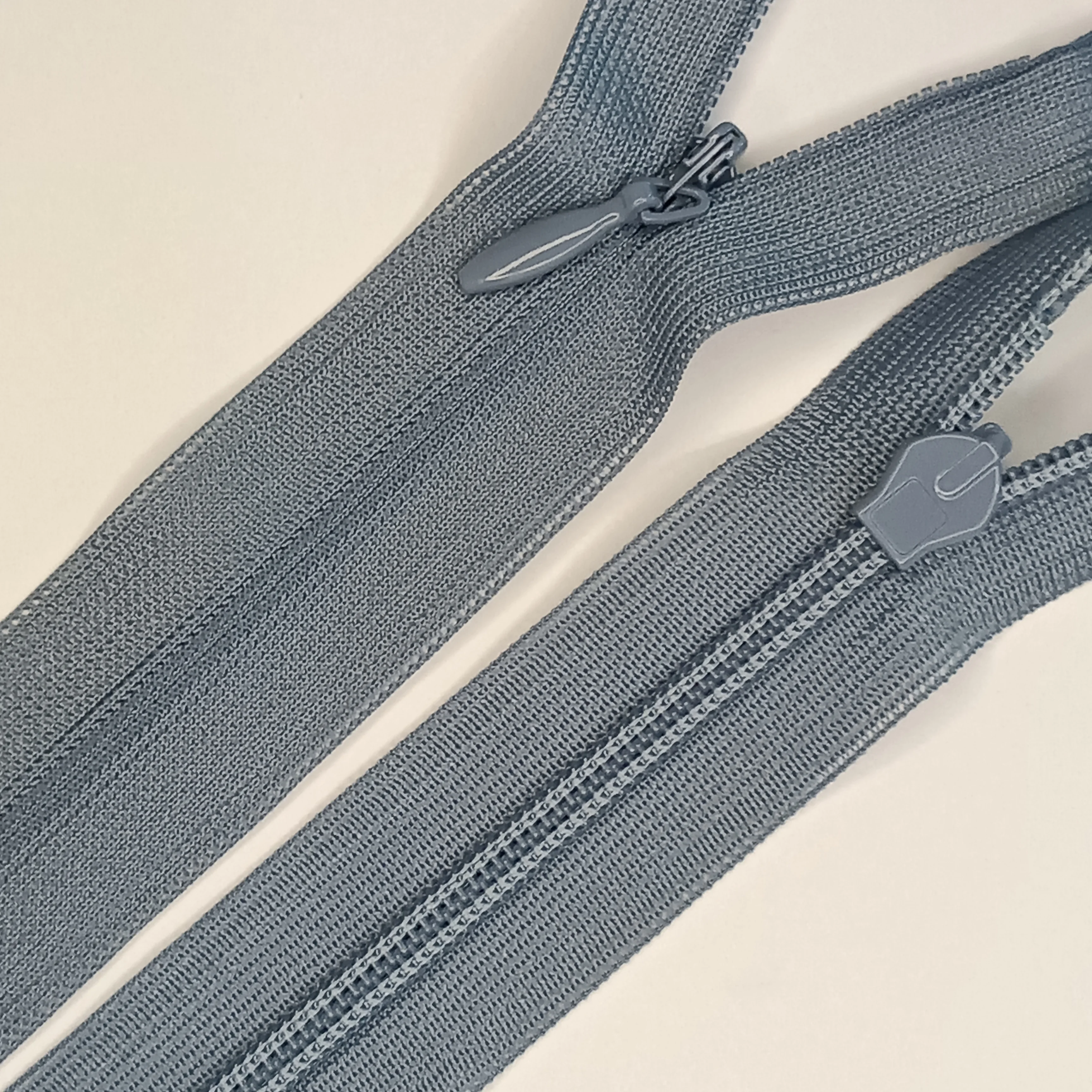 Dress special Factory direct good quality Zip 3# Invisible cloth edge closed end zippers with sliders for clothing