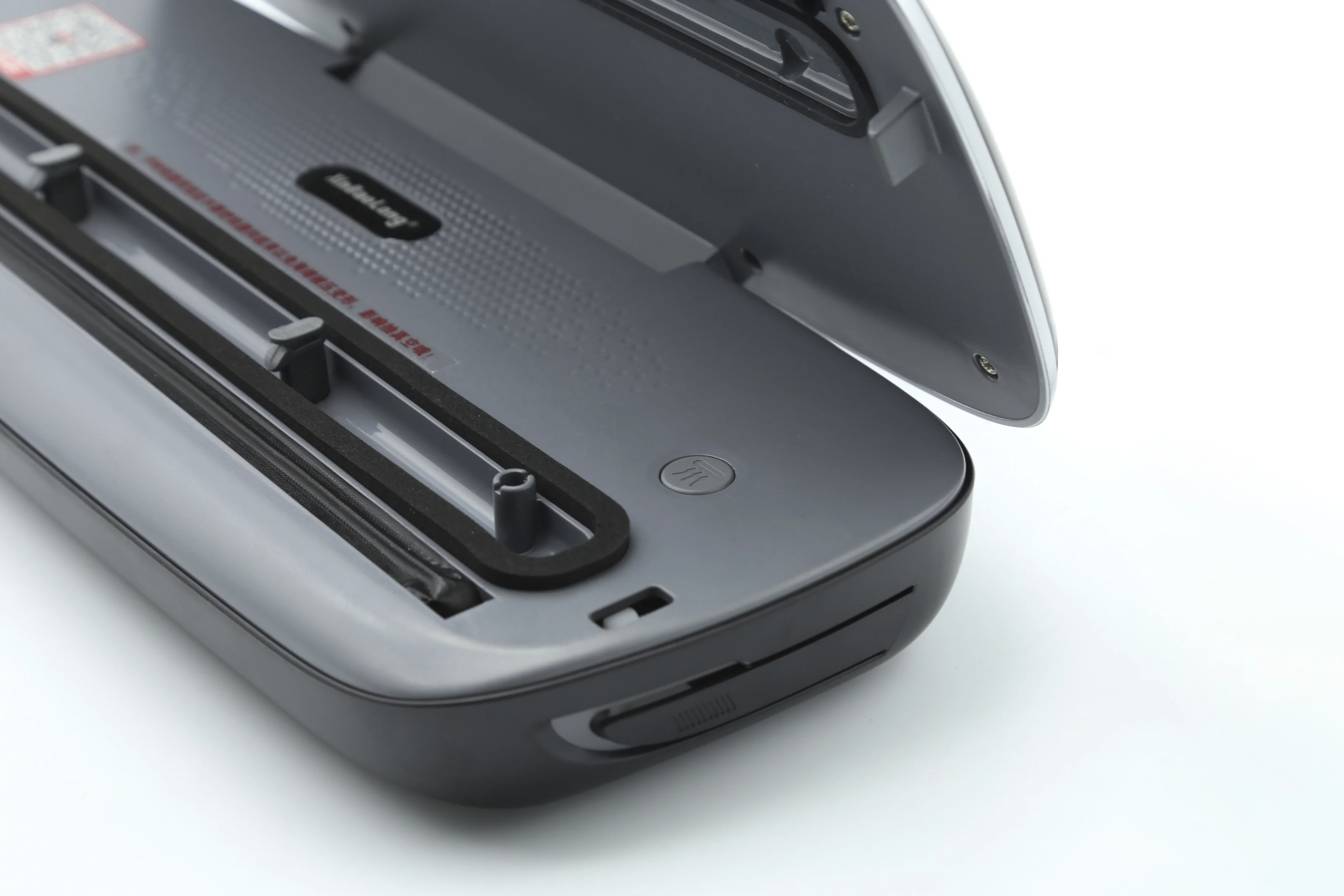 Hot Sale Semi Automatic Kitchen Food Vacuum Sealers Electric Household 100W Plastic Sealing Machine Heat Sealer Hand Held Ltd.