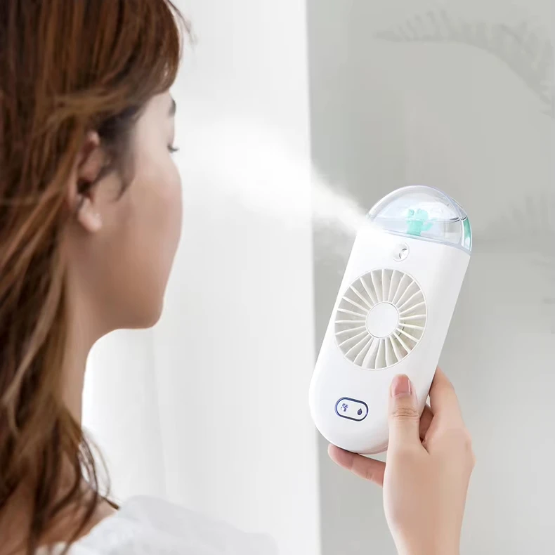 Summer Portable Water Fog Spray Fan Rechargeable Air Cooling Desktop Misting Fans Led Night Light Humidifying Handheld Mini Fan