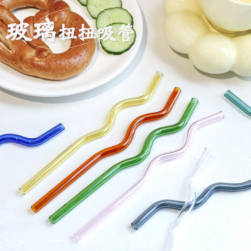 8mm Eco Friendly Reusable Heat Resistant Borosilicate Wavy Glass Straw