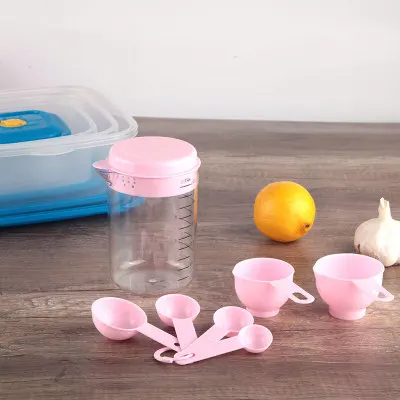 7 Pieces Plastic Measuring Spoons and 500ml Measuring Cup Set for Baking