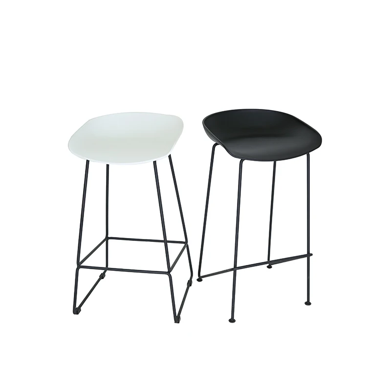Modern stackable metal legs longe table kitchen hotel PP plastic high bar stool
