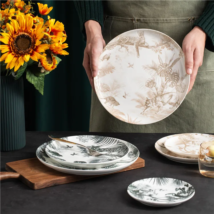 Wholesale creative embossed luxury porcelain decorative tableware serving pasta plate ceramic dinner dishes restaurant plates