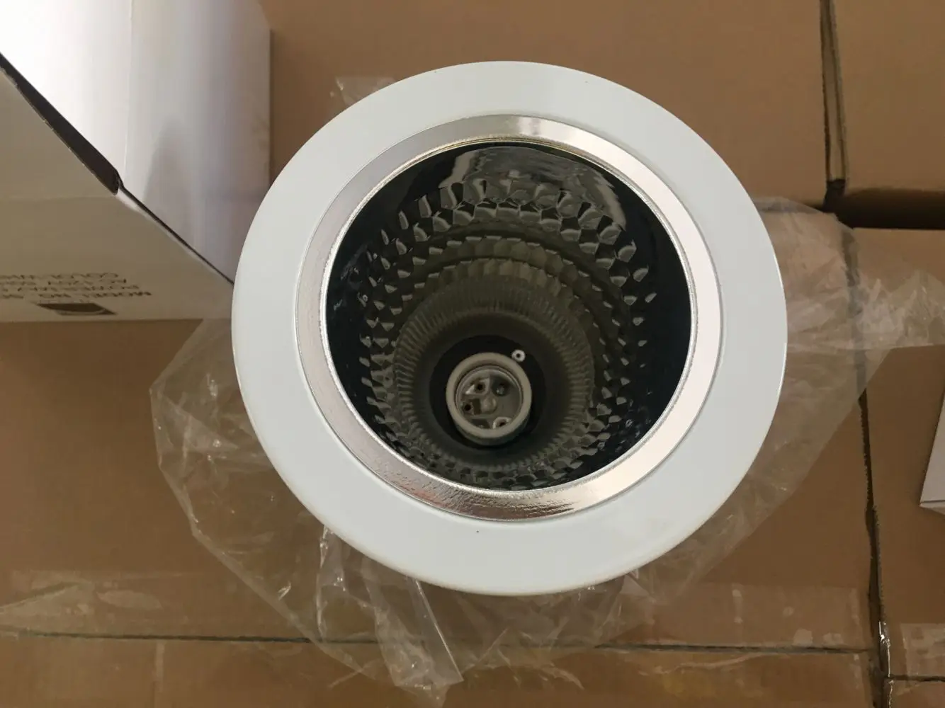 commercial lighting Recessed downlight , E27 led bulbs ,vertical style,white or plating color