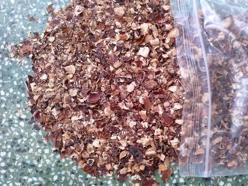 Самая дешевая сырая шелуха кешью (большой размер) из Вьетнама-Сельскохозяйственные отходы для корма животных с большим количеством клетчатки