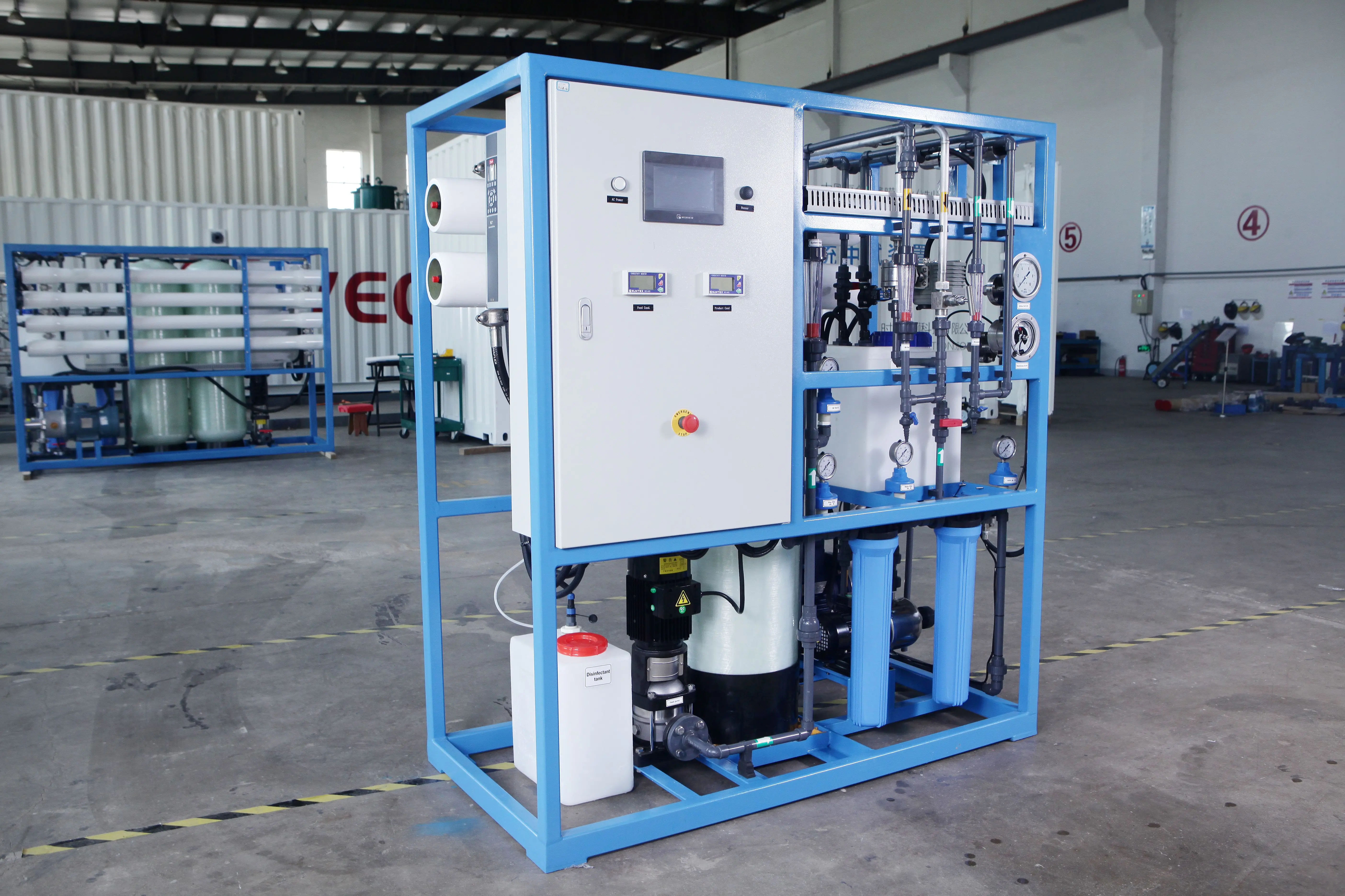 Skid seawater desalination system