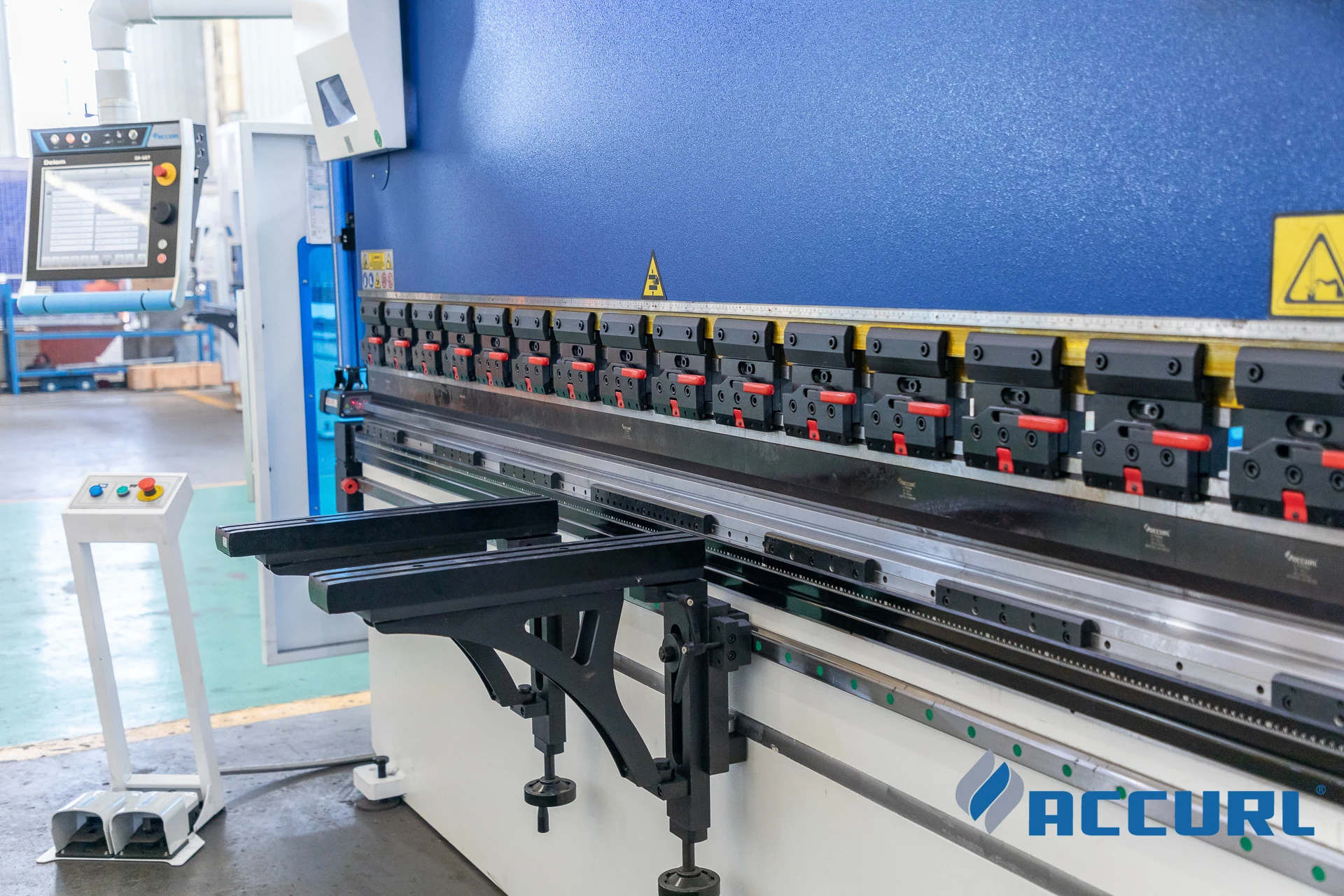 ACCURL CNC Hydraulic Press Brake with Controller Safety 110t/3200mm Bending Machine