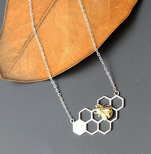 Wholesale 925 sterling silver honeycomb design honey queen bee pendant necklace women jewelry