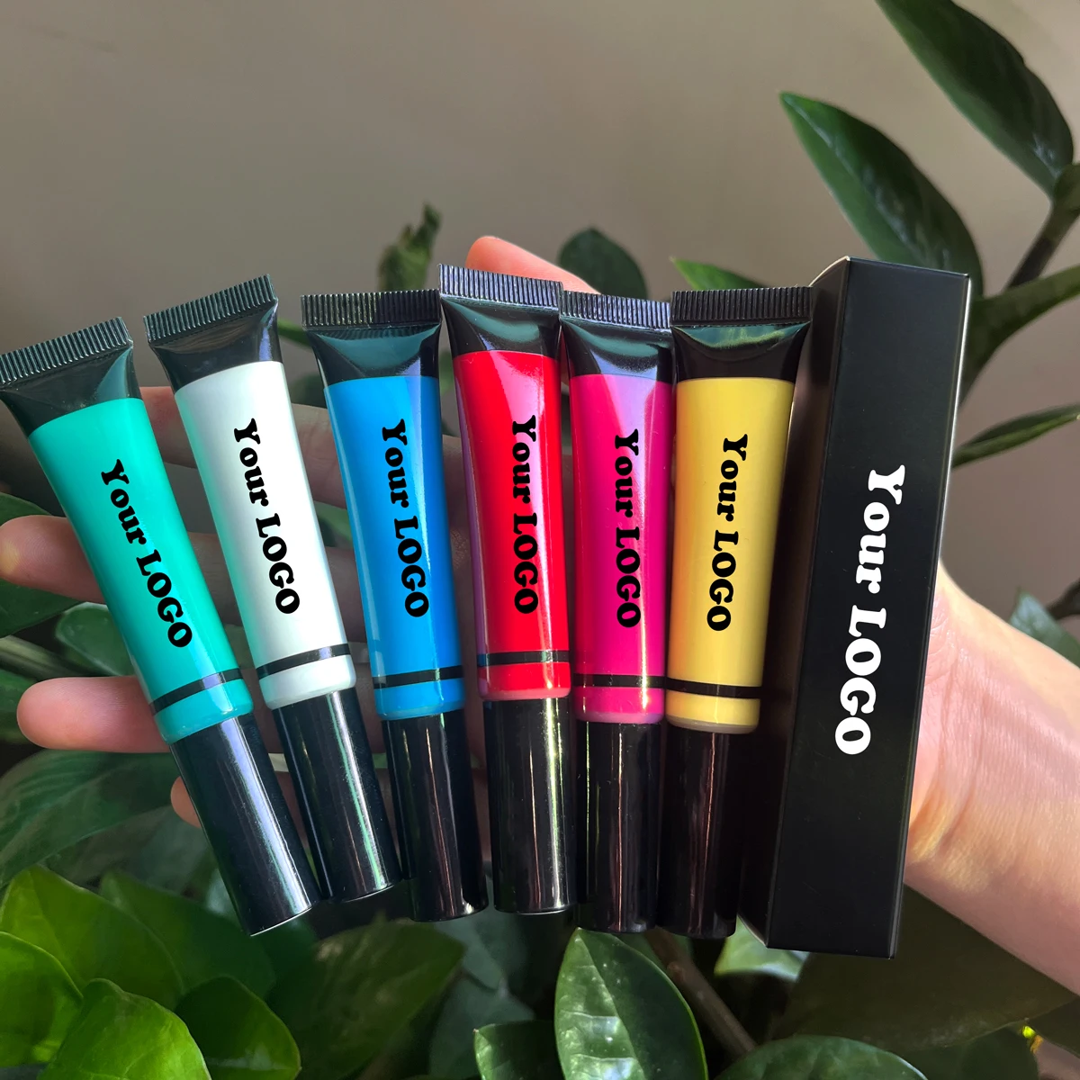 Eye Primer Concealer Coloring Base Makeup 24-hour Lasting Makeup Waterproof and Sweat-proof Makeup Eyeshadow Primer