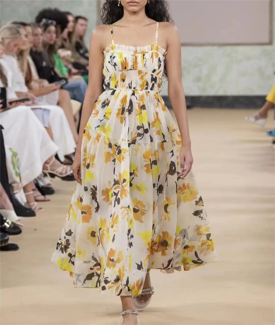 Catwalk Models 2022 Summer New Fashion Floral Print Elastic Suspenders Pleated Large Swing Long Dress Women