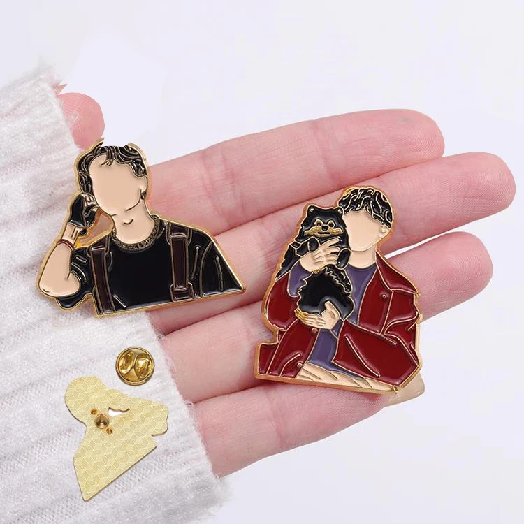Custom Made Bulk Cute Anime Christmas Snow Korean Kpop Idol Hard Enamel Pin Display Zinc Alloy Metal Crafts