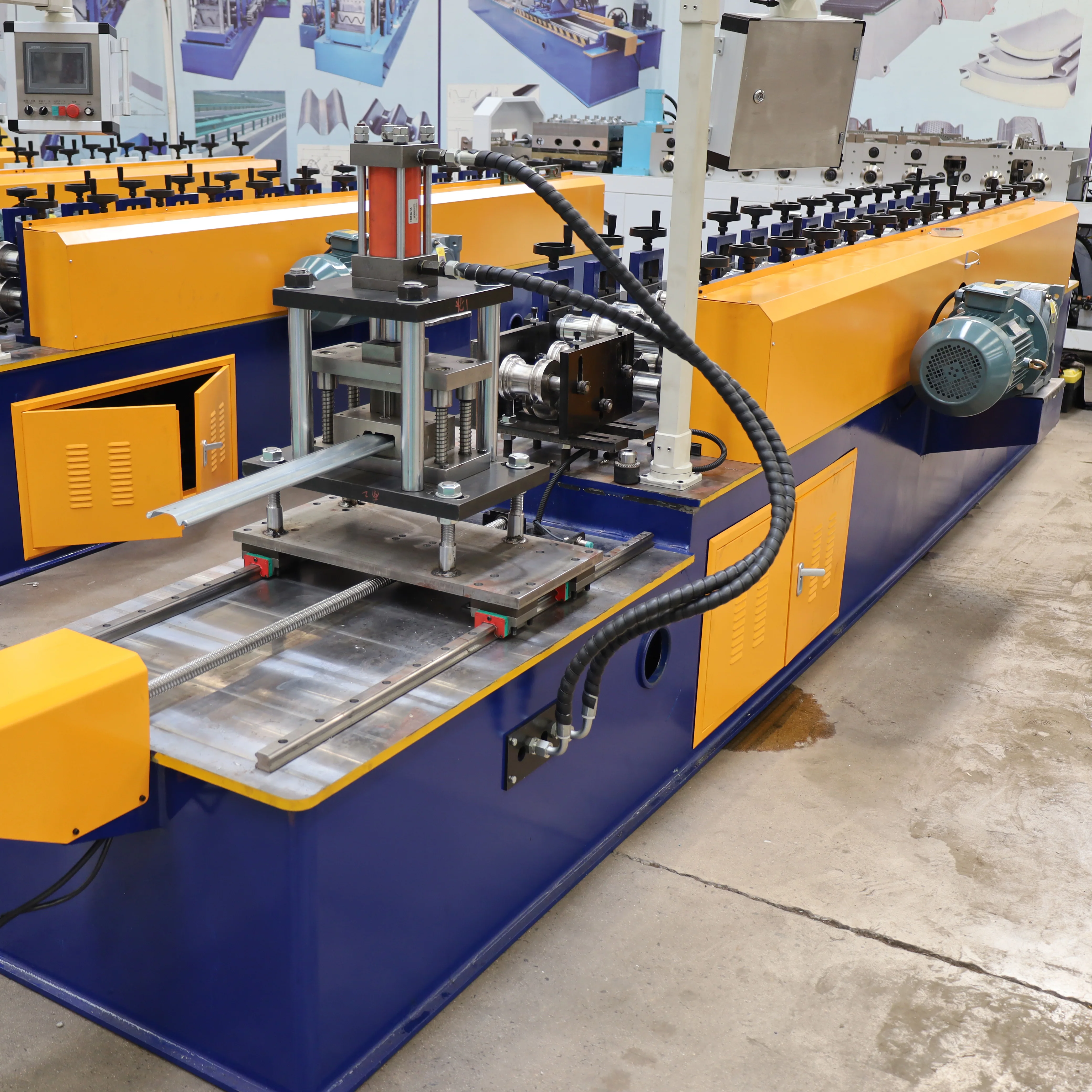 Galvanized sheet aluminium Rolling Door Roll Forming Machine Automatic  Garage Door Shutter Roll Forming Machine for Germany