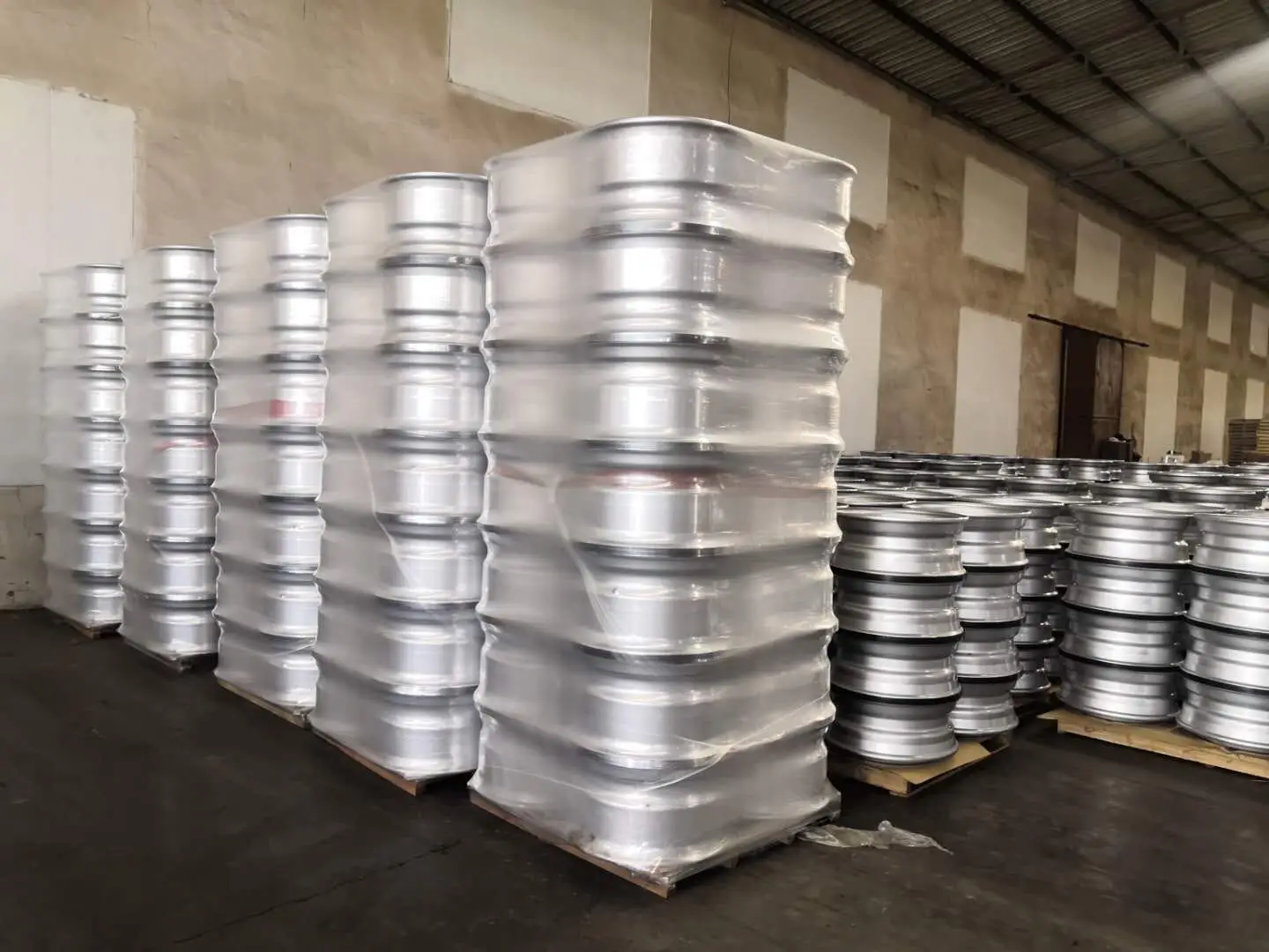  China Factory Whosale 22.5 Inch 22.5x7.5 Demountable Truck Steel Wheel Rim For Heavy Duty Size