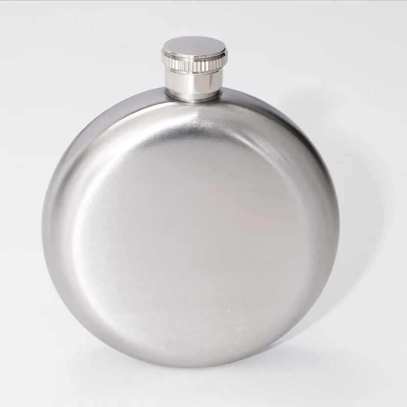 
personalized 5 oz Round Pocket Alcohol Liquor Whiskey Vodka Flask for Men and Women Gift 