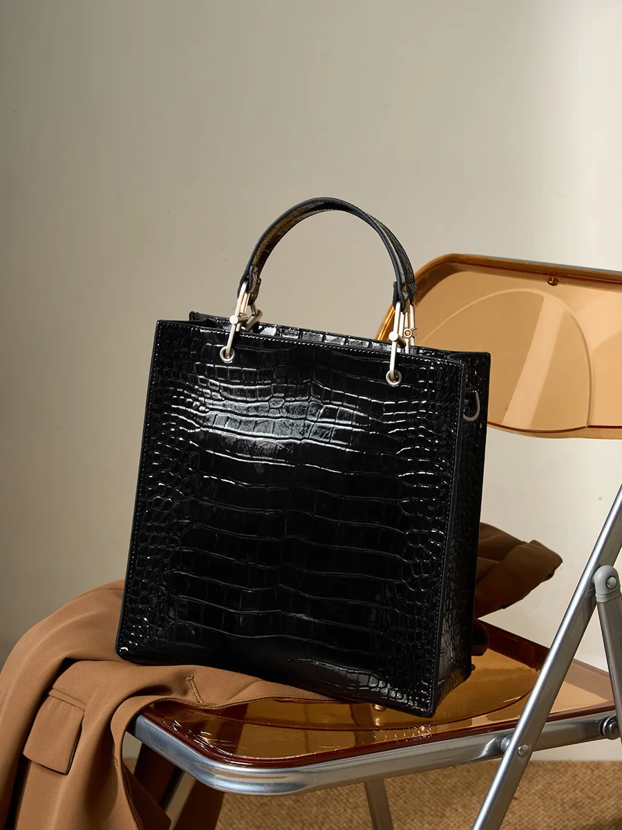 2024 Осенняя новая женская сумка из крокодиловой кожи модная через плечо оптовая продажа с фабрики