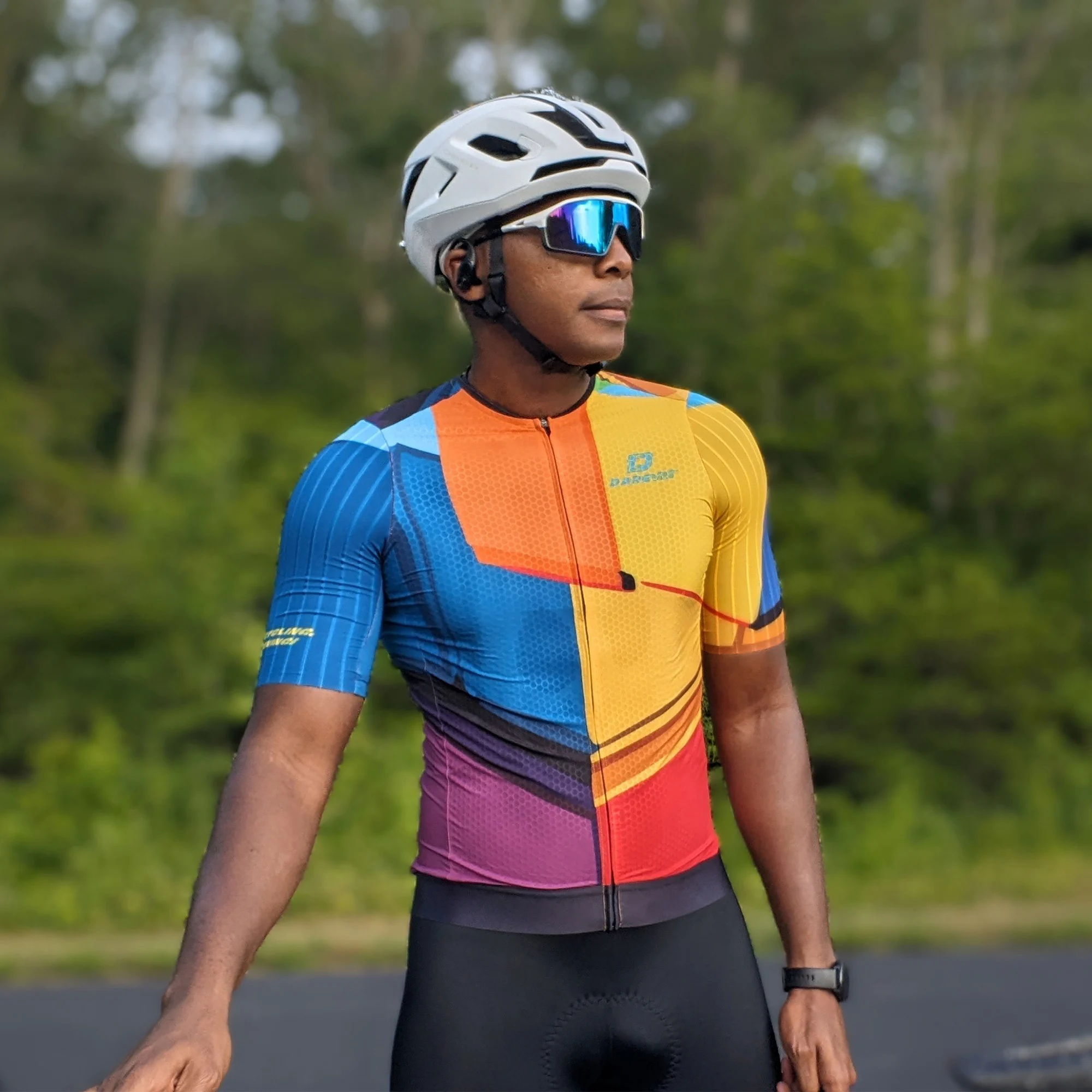 Darevie Top Level Men Cycling Wear Wholesale Summer Customized Stretch Woven Fabric Blocking Cycling Wear