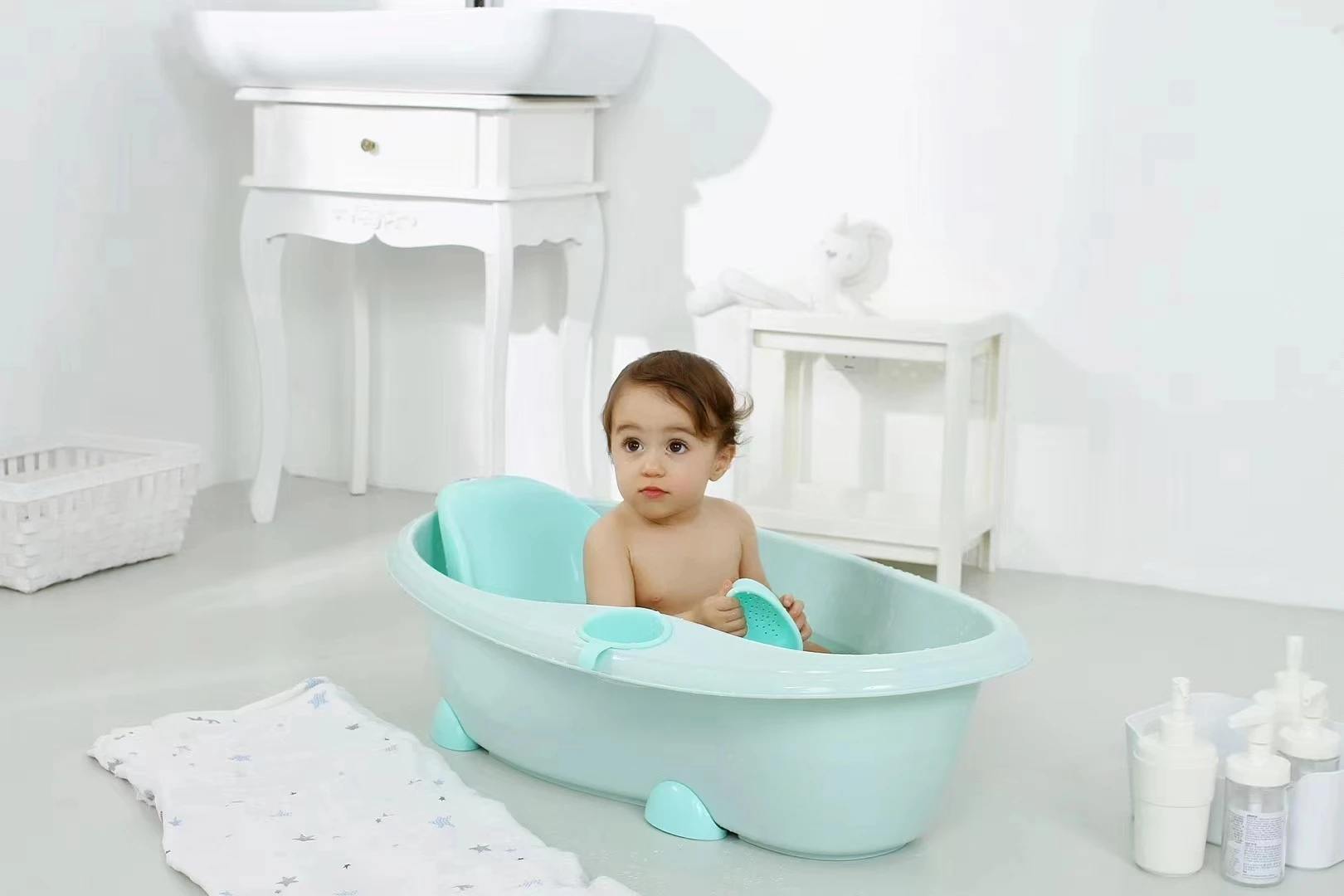 Large Baby Bath Basin Newborn Baby Children Bath Bucket Seat