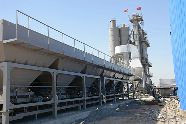 Асфальтосмесительная установка LB1500 120 т/ч, поставщик в Китае